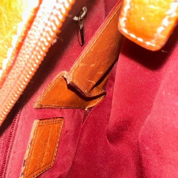 ๐ HP 12/26 ๐ Cole Haan Classic Brown Leather Shoulder Bag - Picture 5 of 8